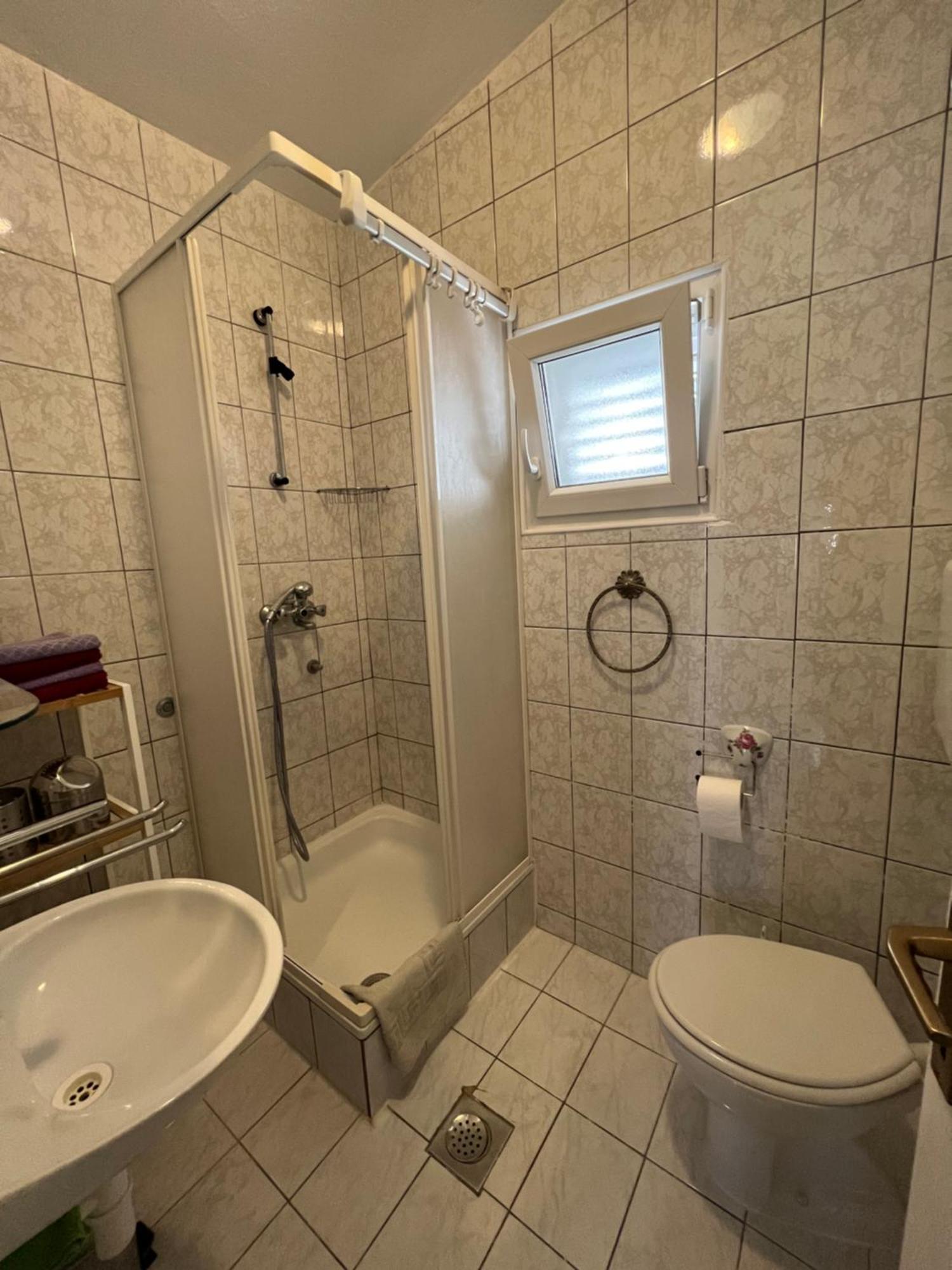 Apartmán Emko Apartmens Vir Exteriér fotografie